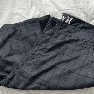 Plaid Hurley, swim trunks size 36